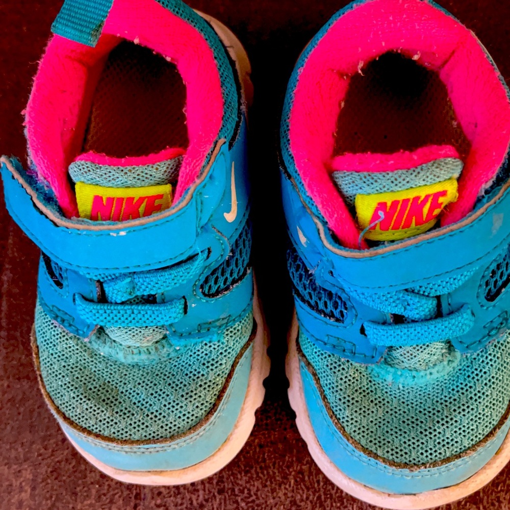 Nike shoes